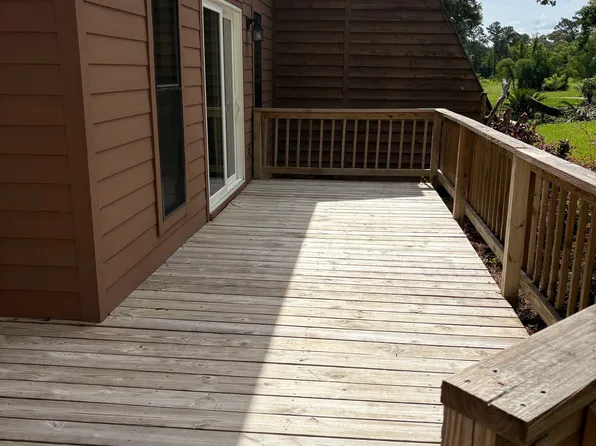 23 Lakeshore Dr #23, Daphne, AL 36526