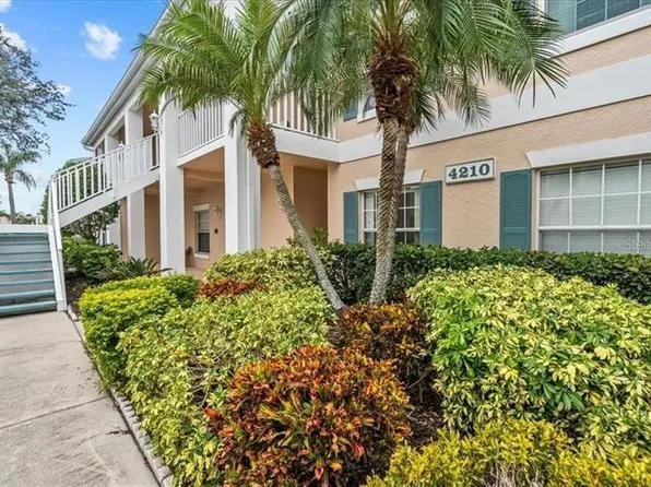 4210 E Caddie Drive #102, Bradenton, FL 34203