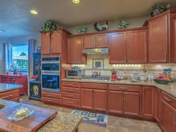 1521 Vista De Colinas Dr SE, Rio Rancho, NM 87124