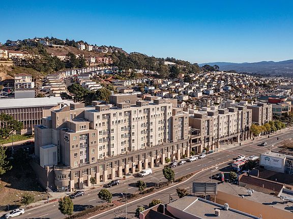 88 Hillside - Exterior Aerial