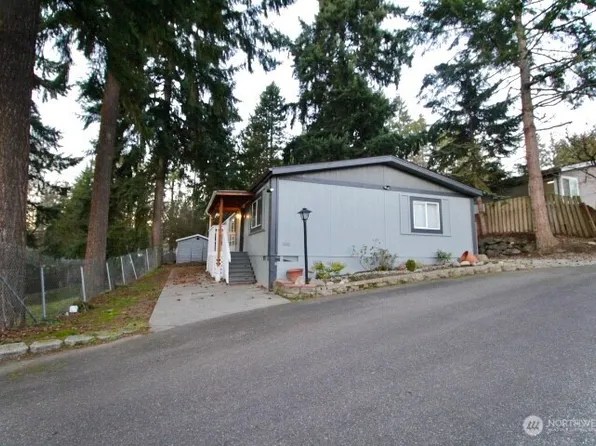 2402 S 370th Place, Federal Way, WA 98003