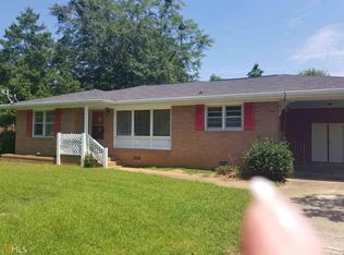 276 E Broad St, Winder, GA 30680