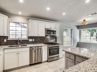 2010 Wickburn Dr, Spring, TX 77386