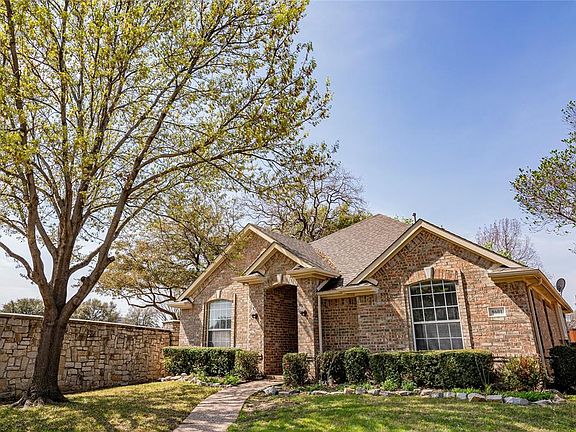 2nd image of 8601 Ironwood Dr