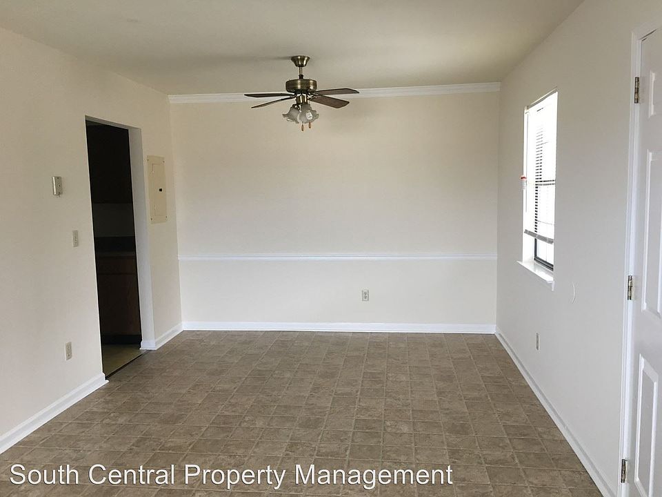 2nd image of 501 Eric Ave APT L87