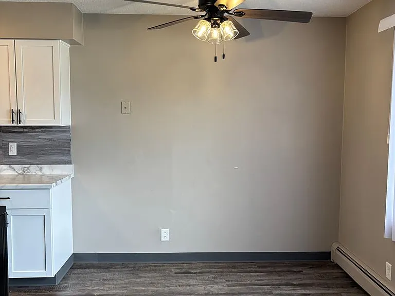 1705 Edgewood Dr NW — Photo 8