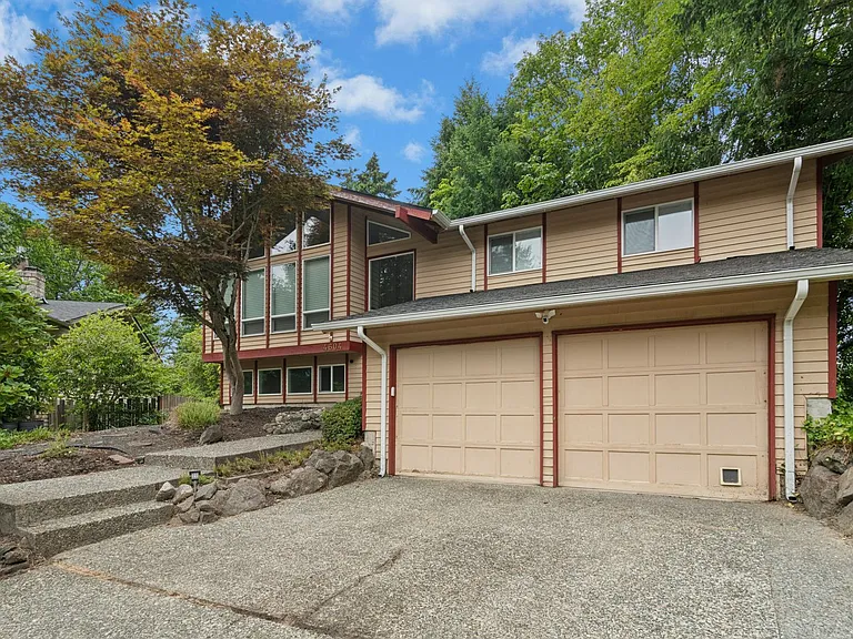 4604 123rd Ave SE — Photo 2