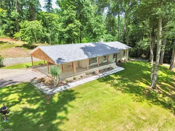 125 Dutchman Creek Rd, Elkin, NC 28621