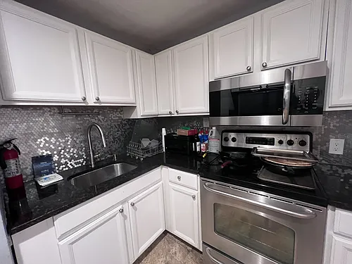 50 Seymour St #8 Photo 1