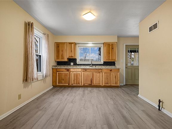 2nd image of 1908 Haywood St