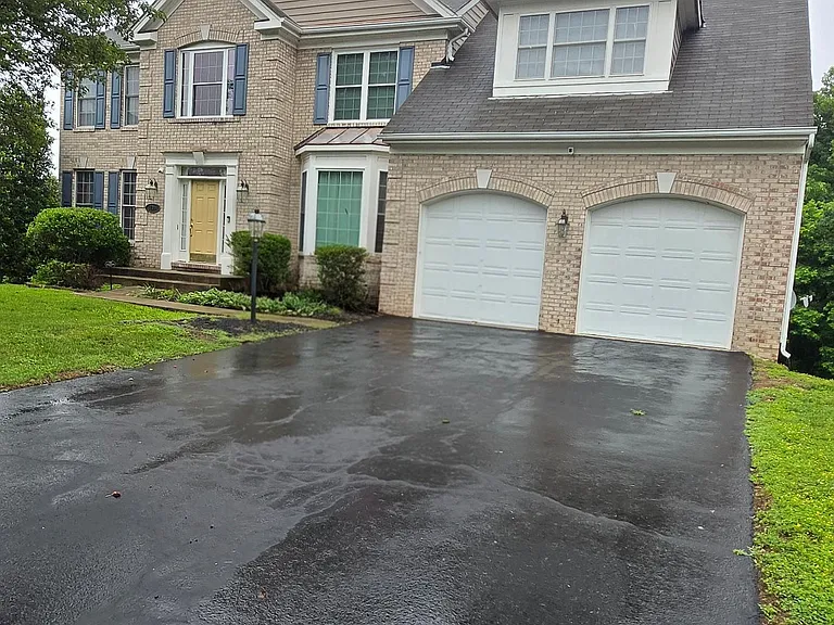 17090 Anns Brook Ct — Photo 3