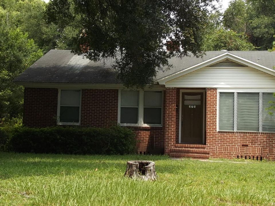 ALL RED BRICK FRONT