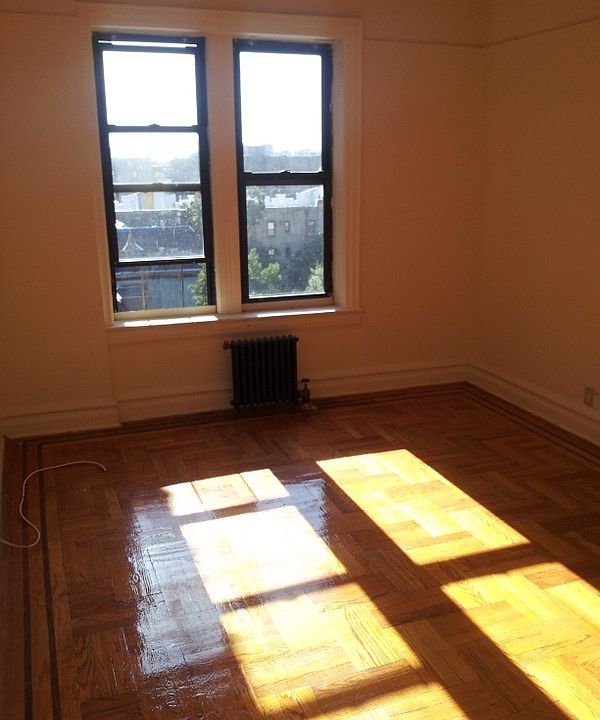 2nd image of 19 Winthrop St
