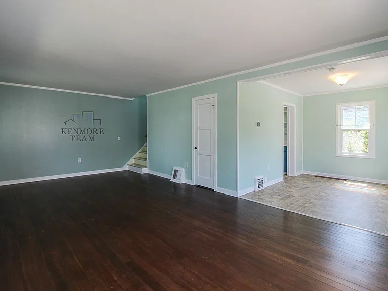 1308 Haupt Ave — Photo 5