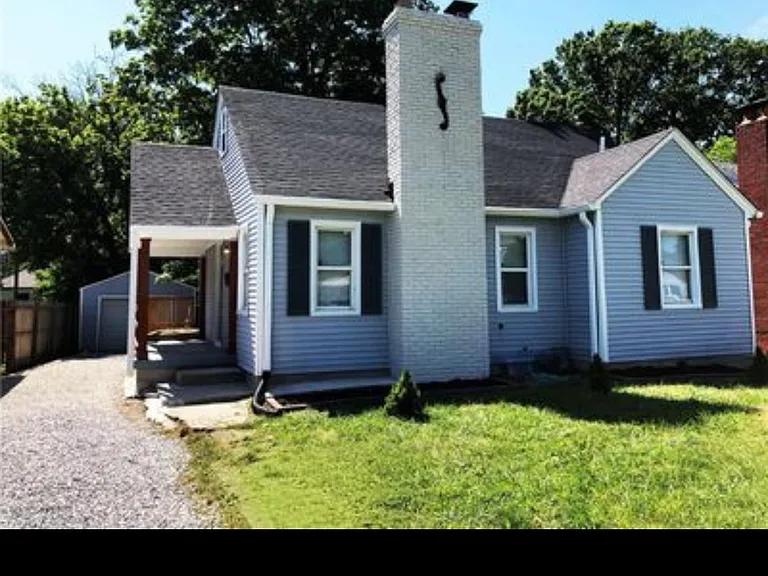 3550 N Dequincy St — Photo 2