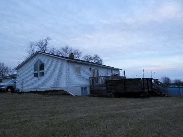 224 Carey St photo 1