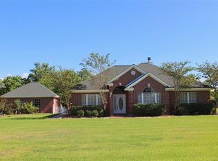 4615 Kendall Rd, Beach City, TX 77523