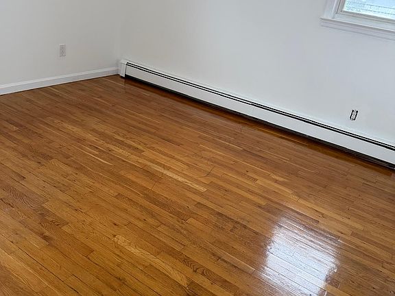 2nd image of 144 William St Floor 2