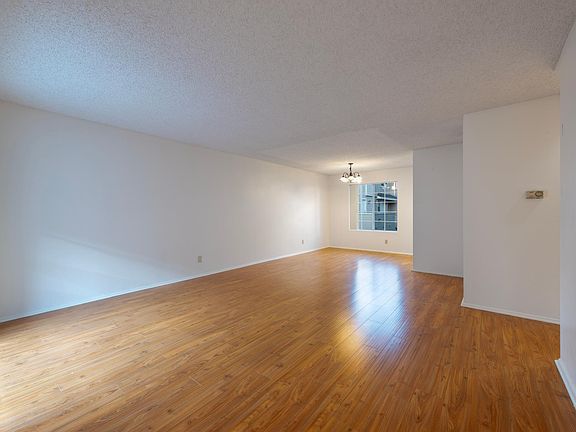 2nd image of 2800 Plaza Del Amo Unit 46