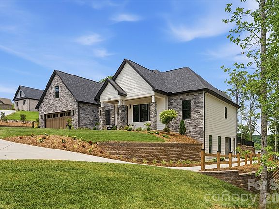 3rd image of 5764 Lake Pointe Dr