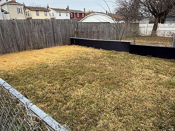 4th image of 4005 Ivanhoe Ave