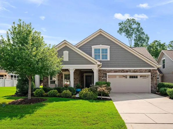 1618 Vineyard Mist Dr, Cary, NC 27519