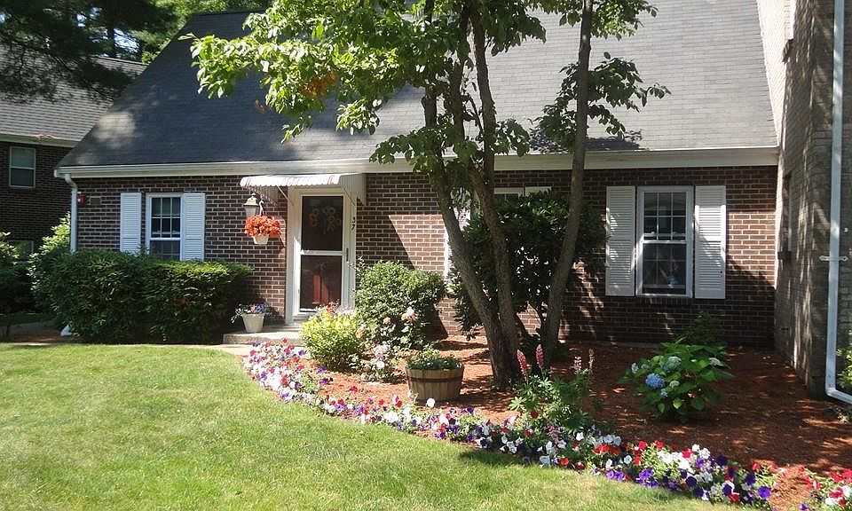 1st image of 37 Edward Dr