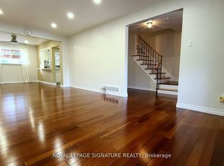 10 Painswick Cres, Toronto, ON M2J 3M6