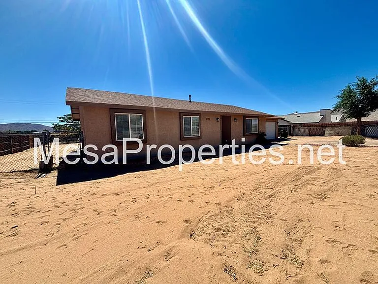 11729 Jamacha Rd — Photo 2