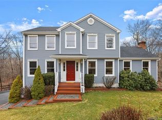 22 Cortland Pl, Oxford, CT 06478