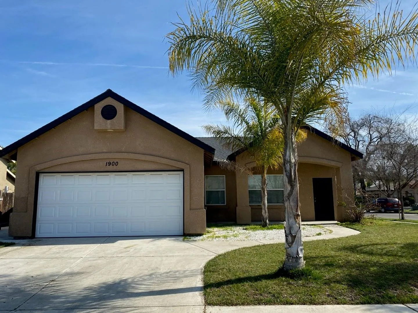 Spacious 4 Bed, 2 Bath Home in Farmersville! — Photo 1