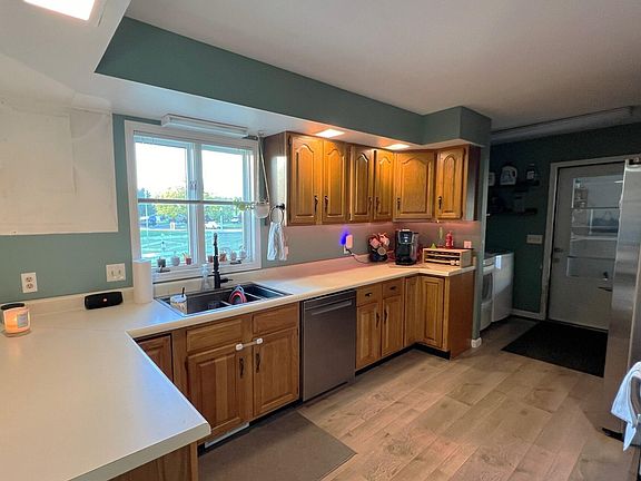 5th image of 900 Canterbury Dr
