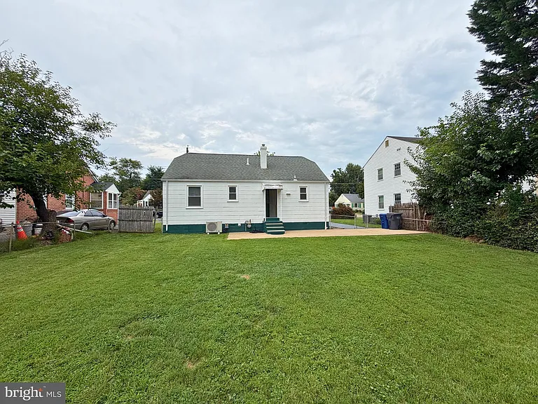 6825 Westmoreland Rd — Photo 21