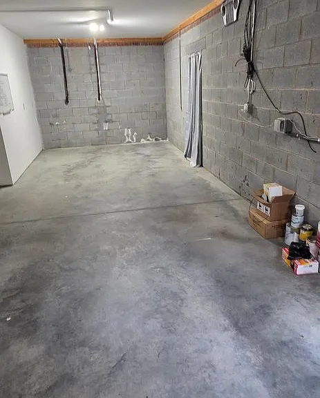 4049 Clinard Ave — Photo 33