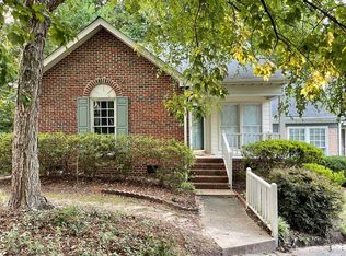 13 Kings Mount Ct, Durham, NC 27713
