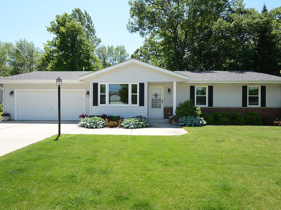 1st image of N162W19351 Oakland Dr