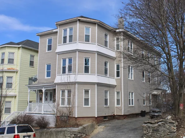 62 Harrison St, Worcester, MA 01604