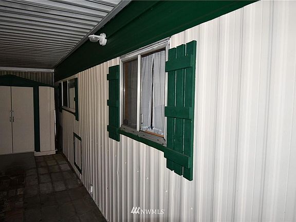 2nd image of 1200 Lincoln St Unit 185