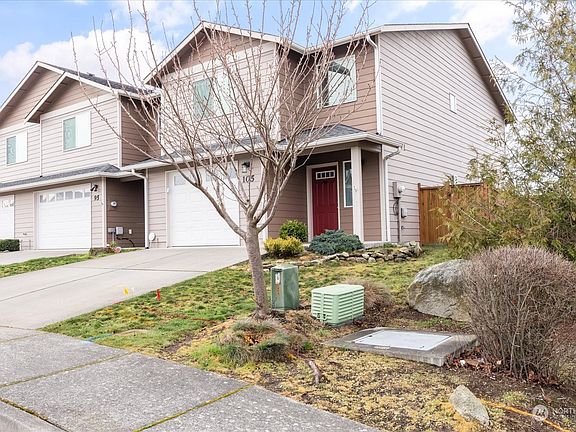 3rd image of 105 NE Melrose Drive