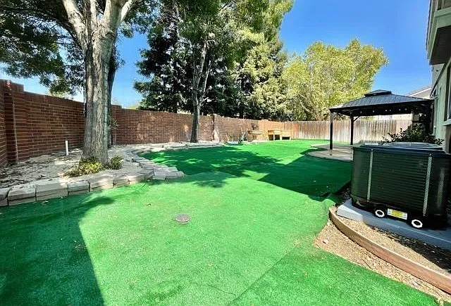 709 Thompsons Dr — Photo 14