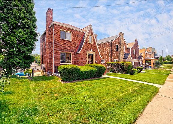 3rd image of 43 Owendale Ave