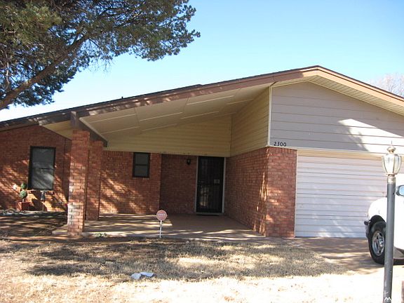 2nd image of 2300 Moberly Dr