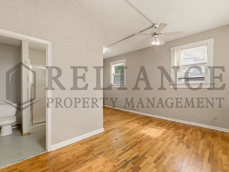 3422 E Douglas Ave #2-1 — Photo 24