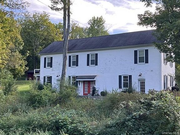 2nd image of 18 Bushwick Road