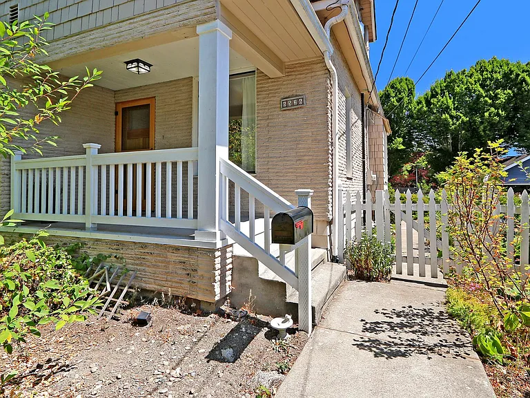 6526 Jones Ave NW — Photo 17