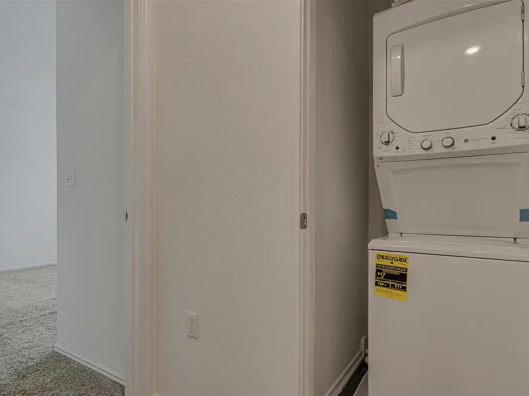 7212 Dancing Wind Ln — Photo 11