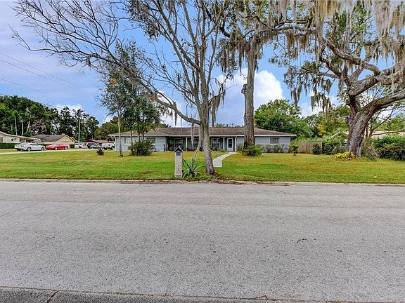 5th image of 701 N Carpenter Ave