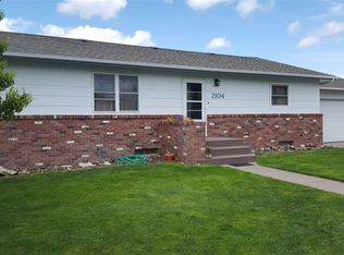 2104 Westridge Dr, Ogallala, NE 69153