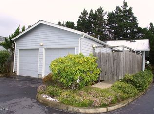 86 NW 33rd St #F, Newport, OR 97365