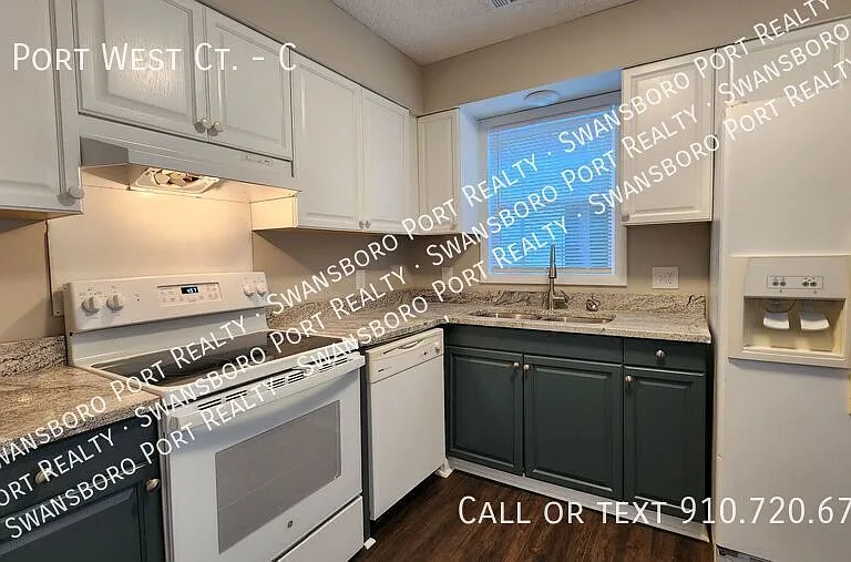 12 Port West Ct #C — Photo 8